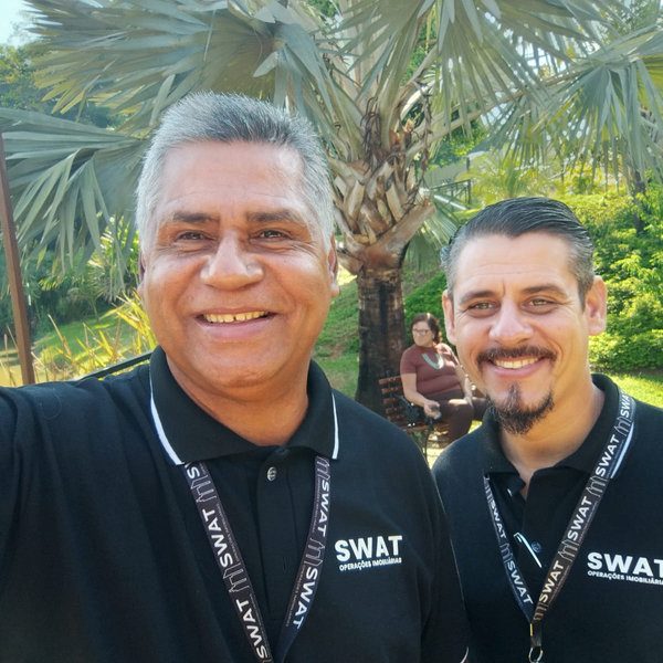 Anilton Costa — Corretor da SWAT Operações Imobiliárias em Campinas, especialista em loteamentos e condomínios fechados