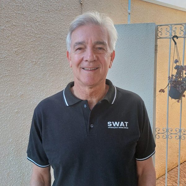 Relson Koester — Corretor da SWAT Operações Imobiliárias em Campinas, especialista em loteamentos e condomínios fechados