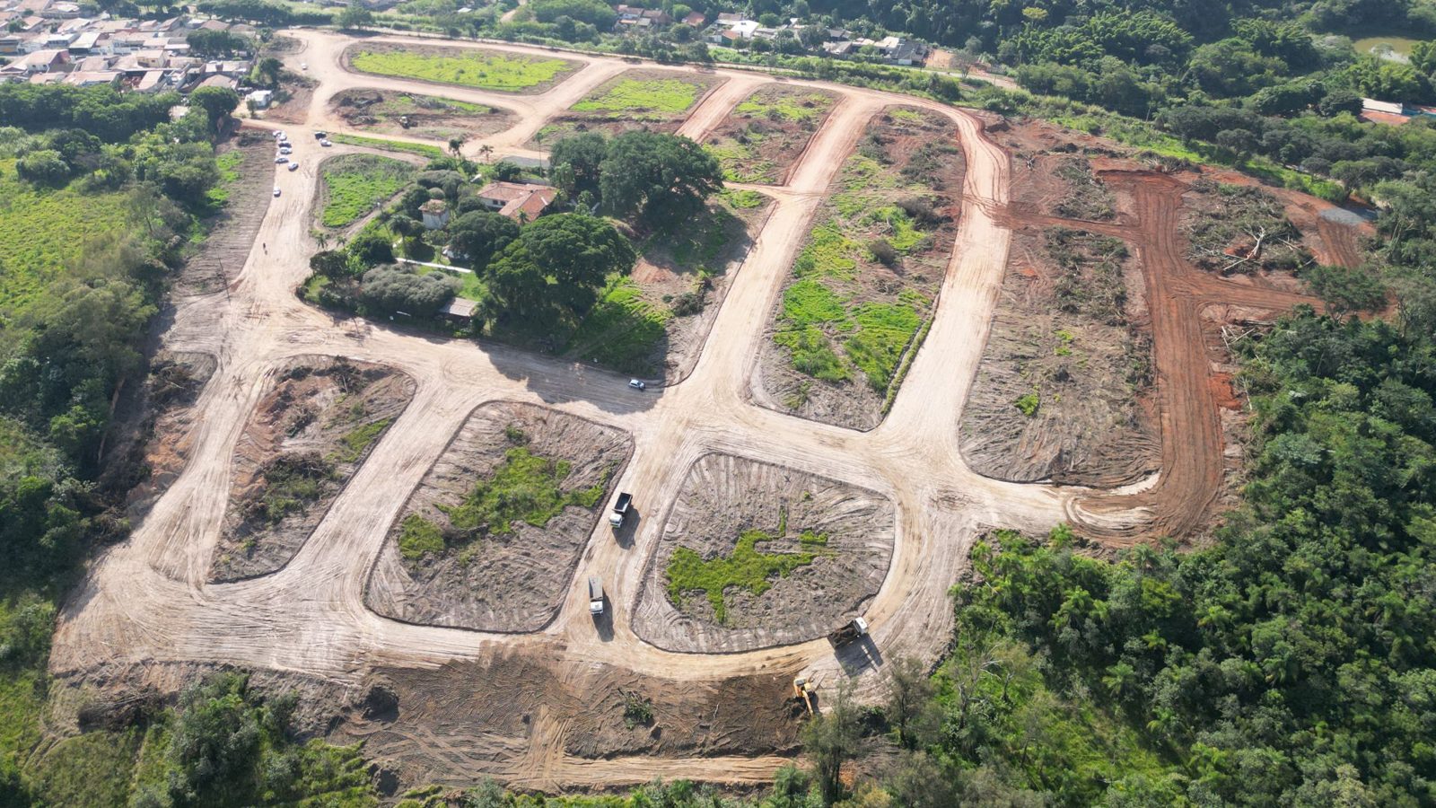 Terrazul Magalhães Teixeira Campinas — abertura de ruas e demarcação dos lotes em Campinas/SP Terrazul Magalhães Teixeira Campinas — abertura de ruas e demarcação dos lotes em Campinas/SP
